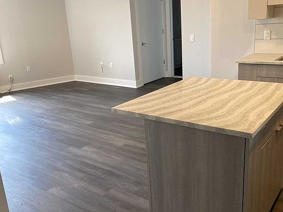 4th image of 2301 Lemoine Ave Unit 306