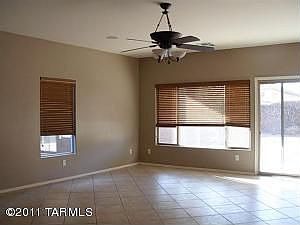 5th image of 172 E Placita Lago Del Encanto
