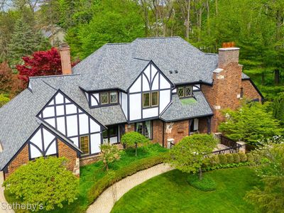 281 Chestnut Cir, Bloomfield Hills, MI, 48304