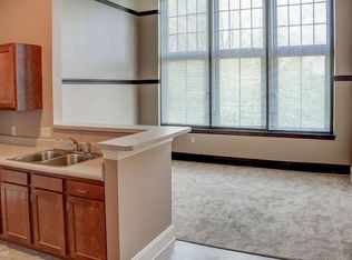 318 N North St APT 1, Washington Court House, OH 43160
