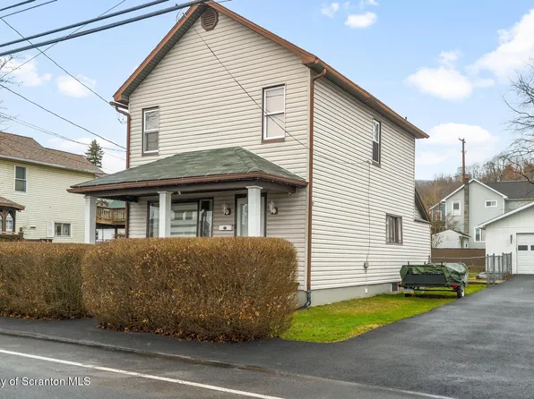 205 Depew Ave, Mayfield, PA 18433