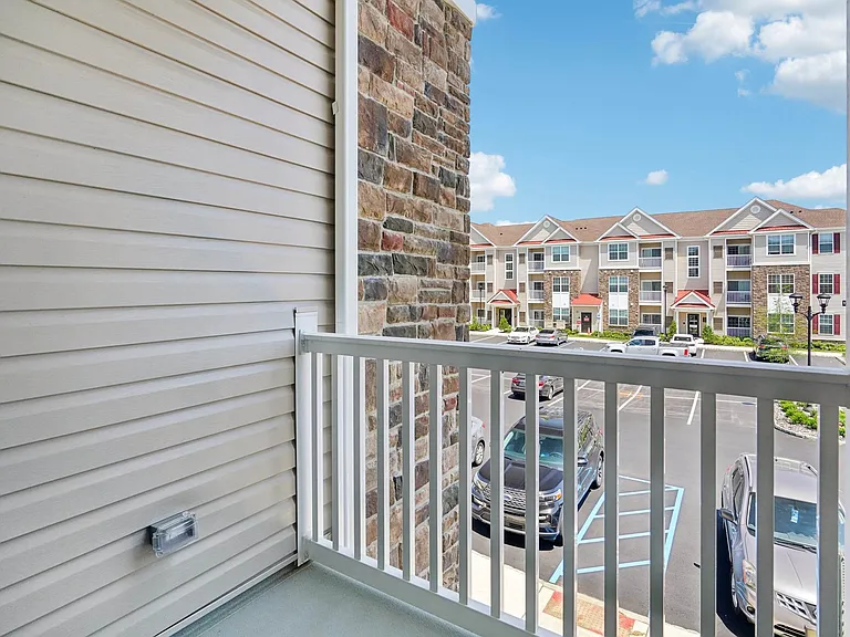 Laurel Run Apartments — Photo 27