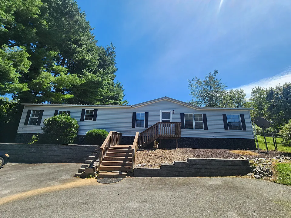 206 John Carson Rd