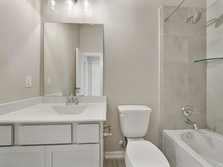 1547 Crystal Stream Dr — Photo 25