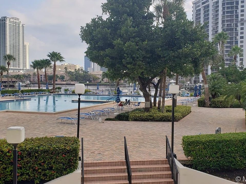 600 Three Islands Blvd APT 310, Hallandale Beach, FL 33009 ...