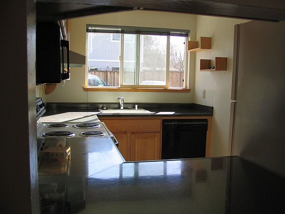 5th image of 1121 Kottinger Dr APT 3