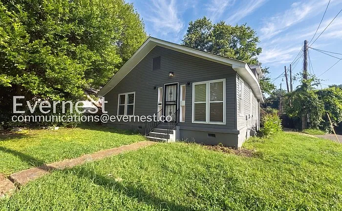 4 bed, 2.0 bath, 1395 sqft, $1,750 — Photo 2