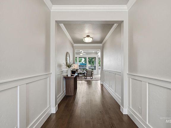 5th image of 10668 W Goldenrod Ave