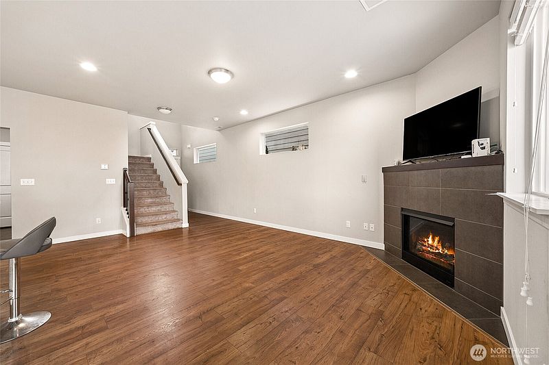 4th image of 16214 78th Avenue Ct E