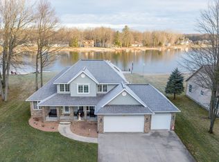 9208 Main St, Canadian Lakes, MI 49346