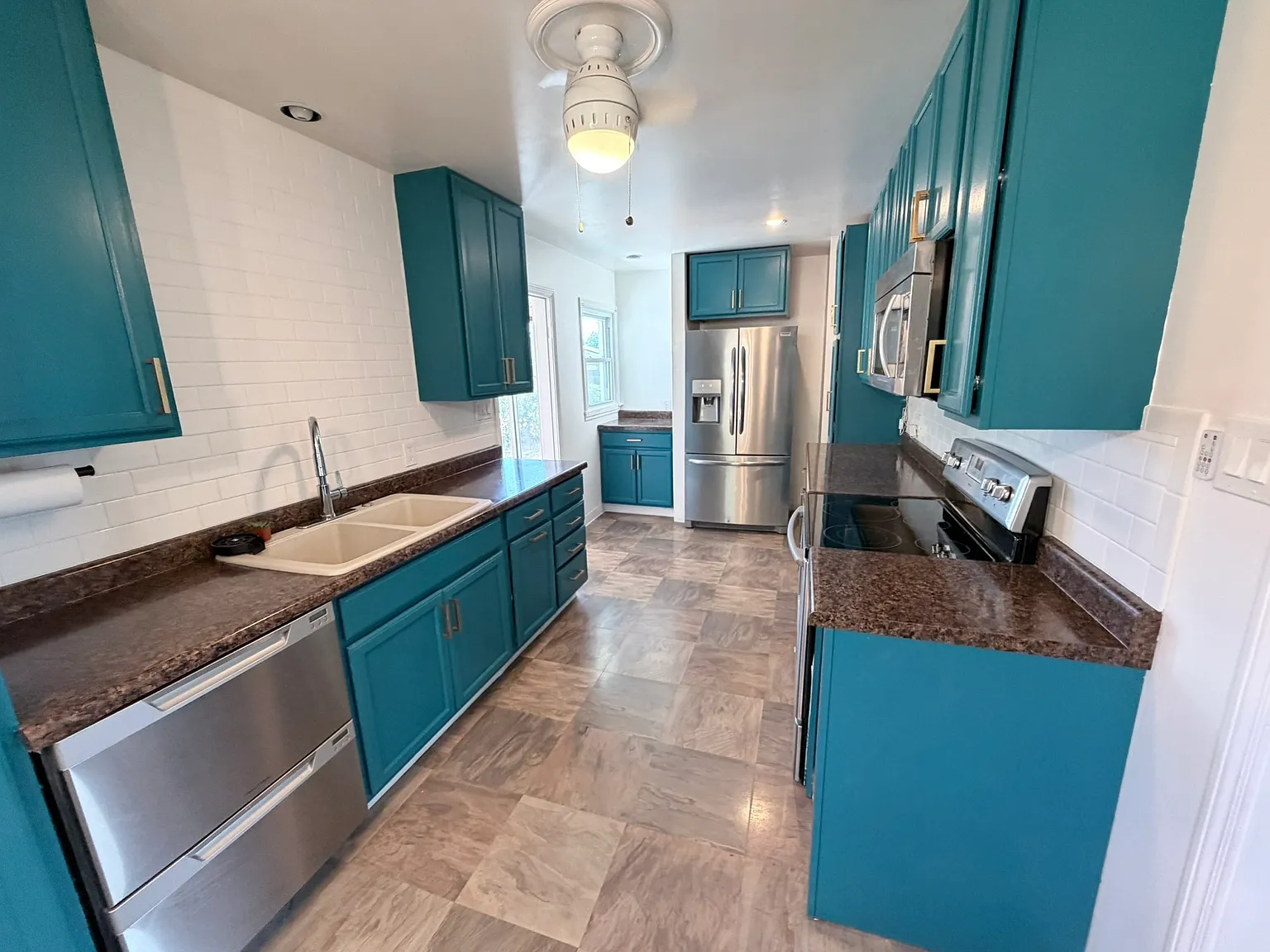 1900 Chipeta Court - 1 — Photo 3