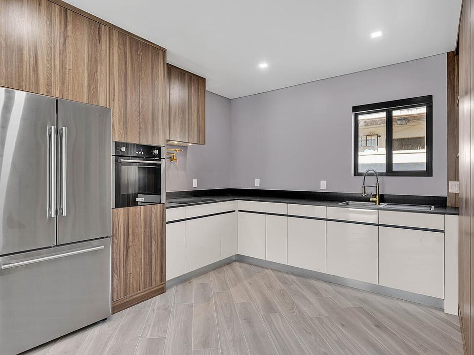 1st image of 8931 NE 2nd Ave #4S