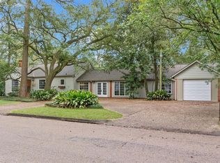 209 W Dallas St, Conroe, TX 77301