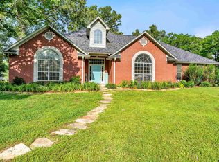 410 S Point Rd, Kilgore, TX 75662
