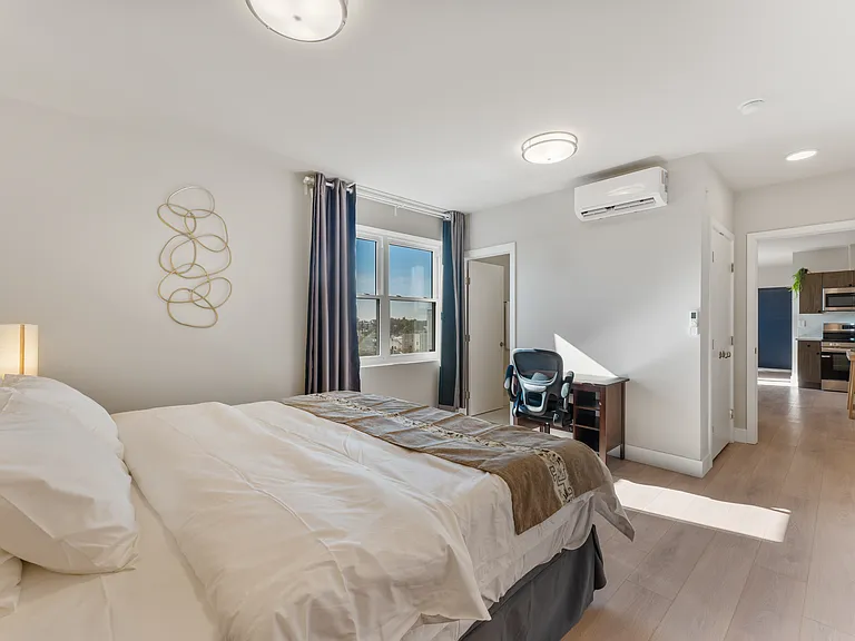 4205 Chestnut St #101 — Photo 7