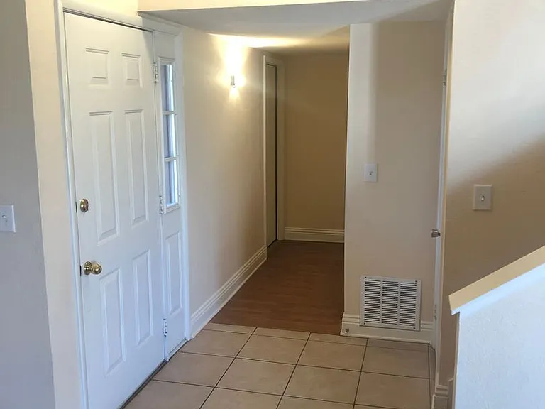 7997 Flametree Ct — Photo 6