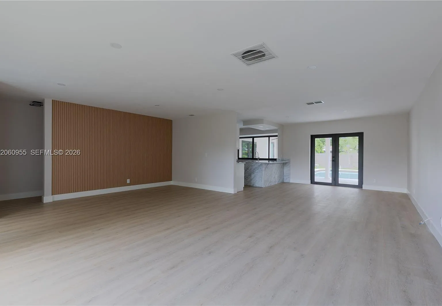 Hollywood Hills — Photo 3