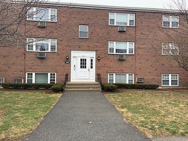 1st image of 226 Rock St APT D4