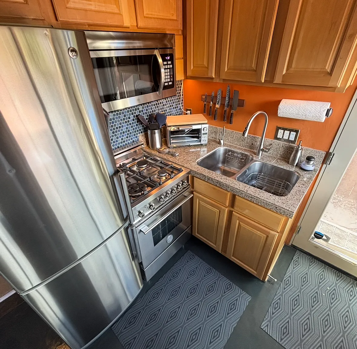 2132 Ridgeview Cir — Photo 4