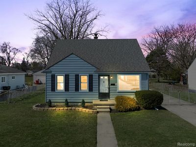 27271 Demrick St, Roseville, MI, 48066