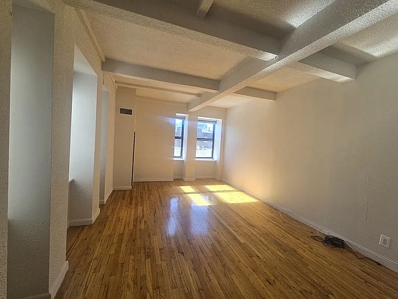 2nd image of 160 Bleecker St #7AWW