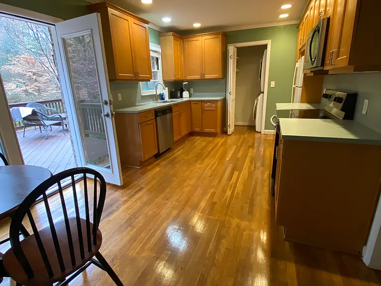 1448 Fama Dr NE — Photo 13