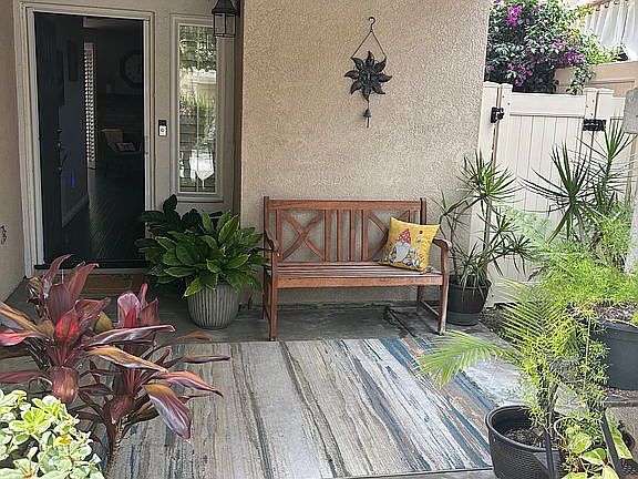 2nd image of 2995 W Canyon Ave