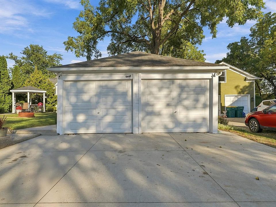 515 Adams St, photo 14