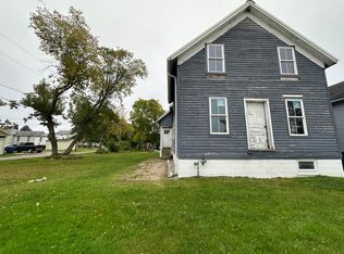 1006 N 2nd Ave, Alpena, MI 49707