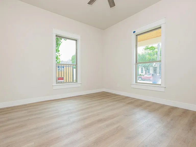 3407 Garrow St — Photo 14