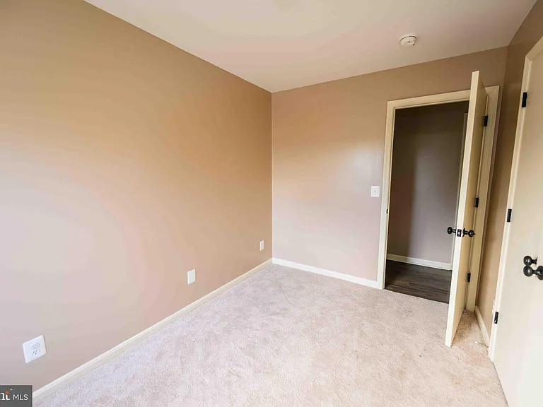 9925 Matti Hill Ct — Photo 9