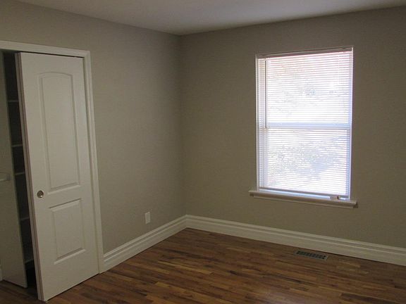 5th image of 721 Benvenue Dr N
