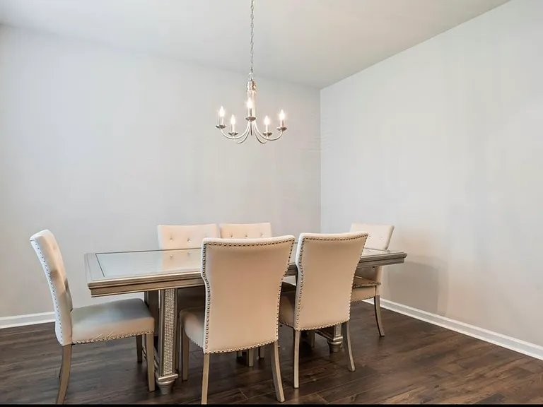 997 Hay Meadow Dr — Photo 4