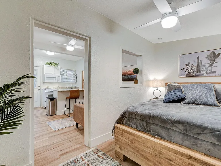 3916 Vegas Dr #1-A — Photo 28