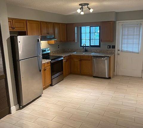 5th image of 5126 Pineland Ave