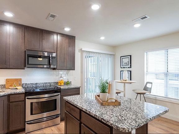 3rd image of 1100 Woodchase Ln #71a4ca94d
