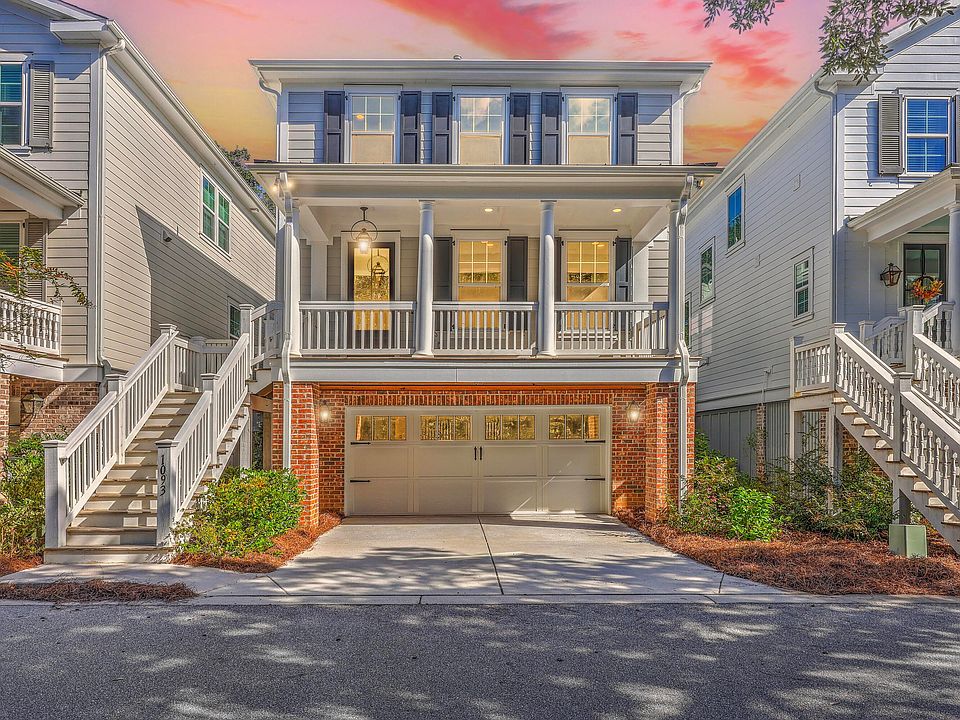 1st image of 1093 Avenue Of Oaks