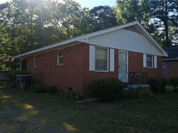 2130 Veasley St, Greensboro, NC 27407