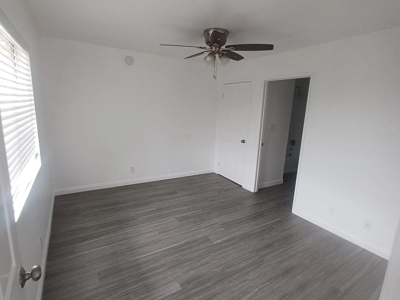 1626 Palo Alto St — Photo 3