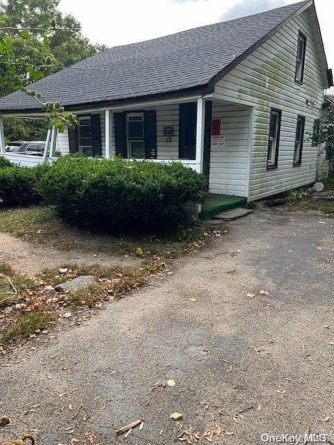 1st image of 17 Vail Avenue