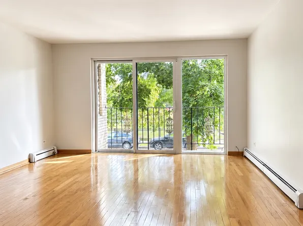 5470 W Higgins Ave #2C, Chicago, IL 60630