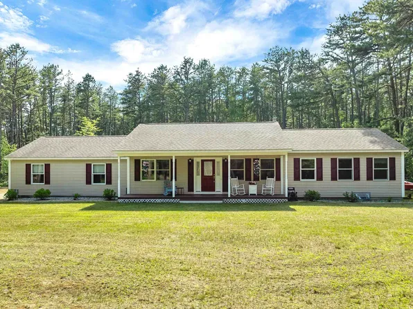 144 W Bay Road, Freedom, NH 03836