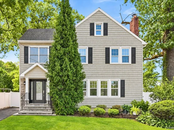 7 Atlantic Avenue, Nanuet, NY 10954