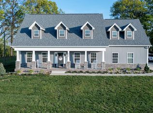 4548 Westover Pl, Morristown, TN 37813