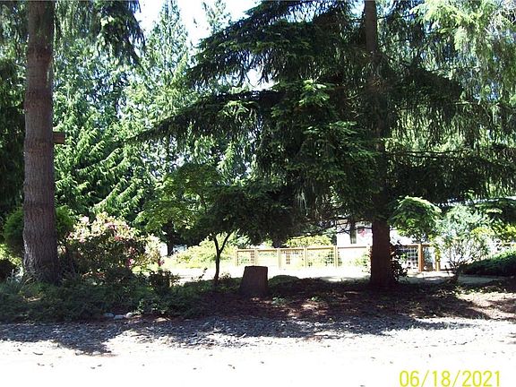2nd image of 55 Cypress Cir