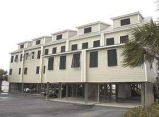 900 Delchamps Ave UNIT E, Dauphin Island, AL 36528