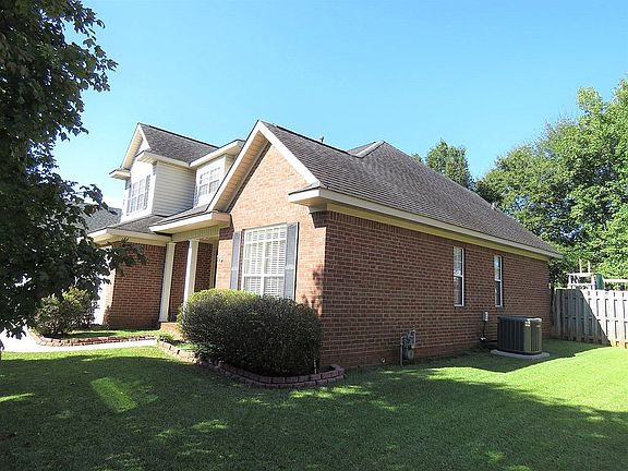 2nd image of 210 Stonington Dr