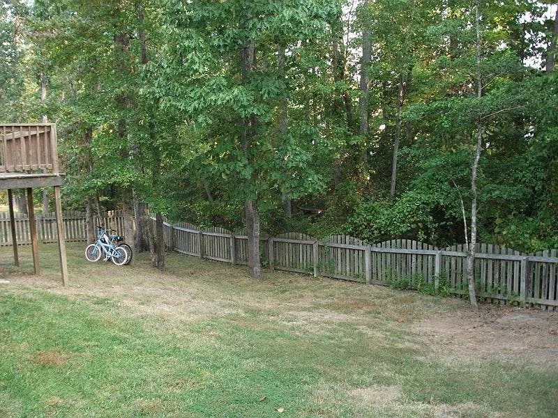 3 bed, 2.5 bath, 1660 sqft, $2,125 — Photo 4