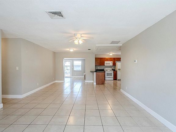 2nd image of 1701 NW 2nd Avenue