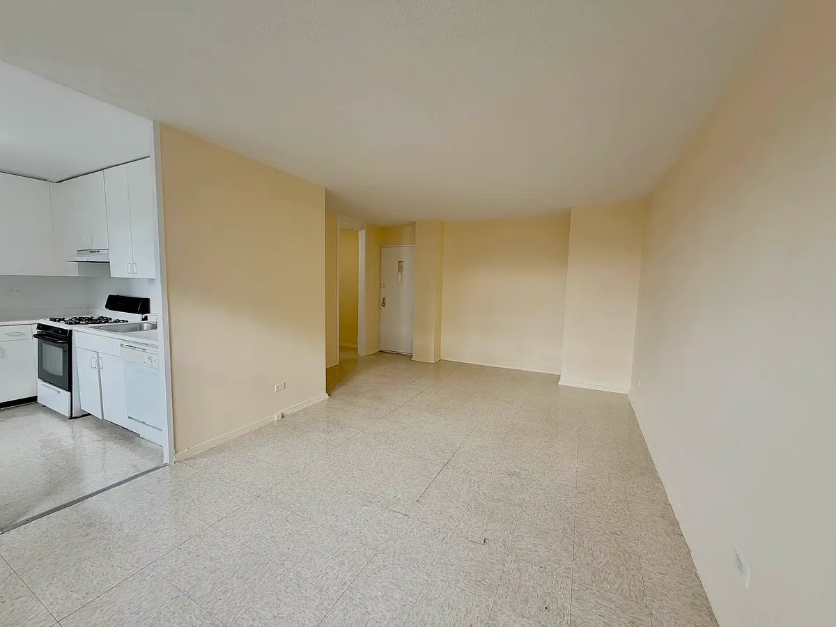 Building Photo - 955 Underhill Ave #1604